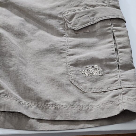The North Face Shorts Mens XL Beige Cargo Utility Nylon Pockets Outdoor Gorpcore - Picture 10 of 16